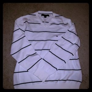 Mens Tommy Hilfiger sweater size medium